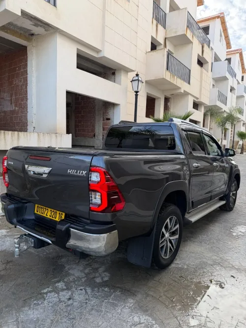 Toyota Hilux 2020 LEGEND DC 4x4 Pack Luxe