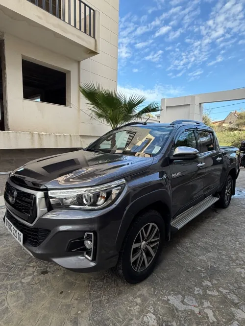 Toyota Hilux 2020 LEGEND DC 4x4 Pack Luxe