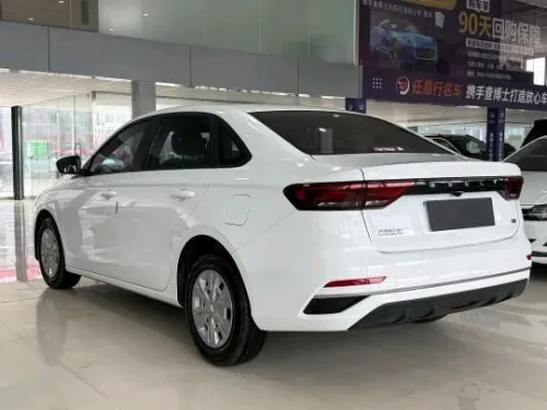Geely Emgrand 2025 علبة سرعة يدوية 2025