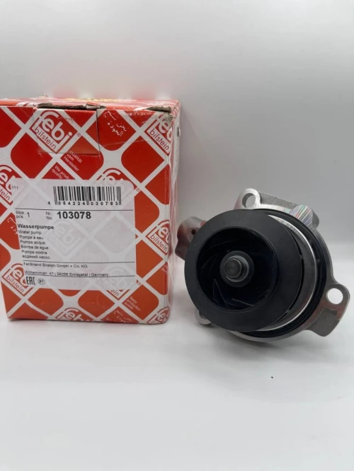 Pompe à Eau (Modèle sans fiche électrique) - 04L121011N (VW - Seat - Audi - Skoda)