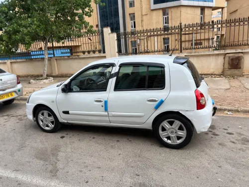 Renault Clio Campus 2012 Bay bay