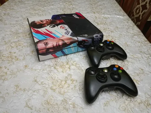 Xbox 360 Ultra slim 250 gb flash et glitch