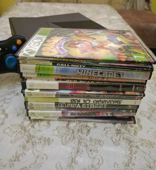 Xbox 360 slim avec manette d'origine sans fil