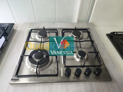 باك المطبخ الفاخر من ماركة Géant Inox 