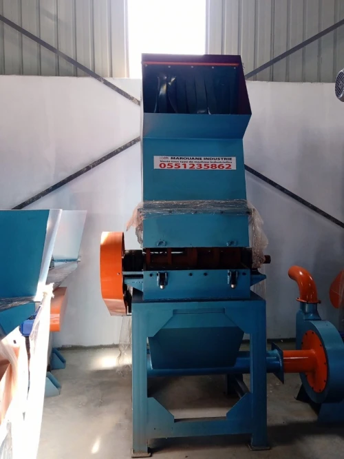 تصنيع جميع أنواع البروايور* fabricants de  tous types des Broyeurs