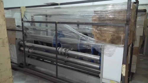  La machine de fabrication du carton