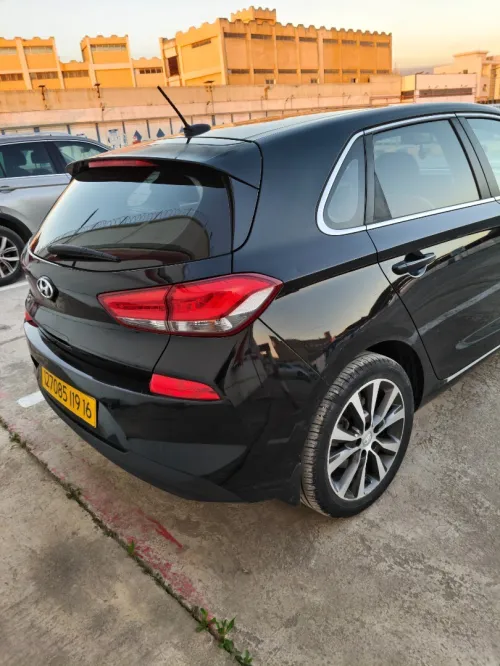 Hyundai i30 2019 Toute options