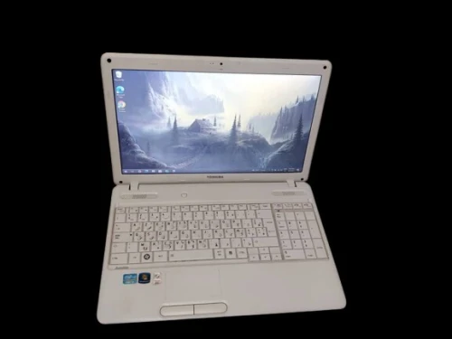 Toshiba satellite i3 6GoRam/SSD128
