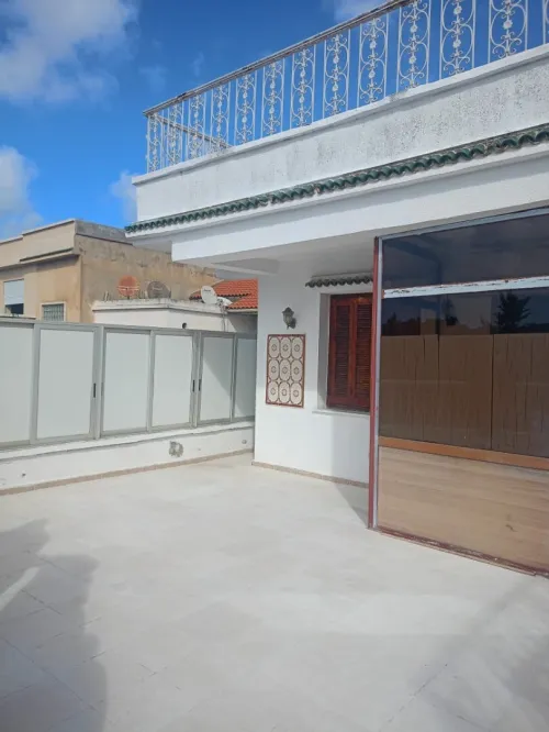 Location Appartement Niveau de villa F4 Alger Birkhadem