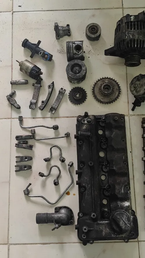 Moteur et pièces