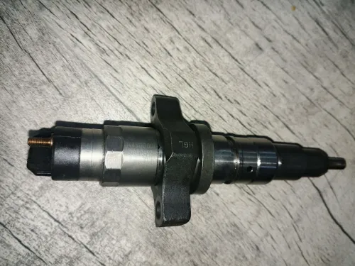 Injecteur Hyundai chargeur 757