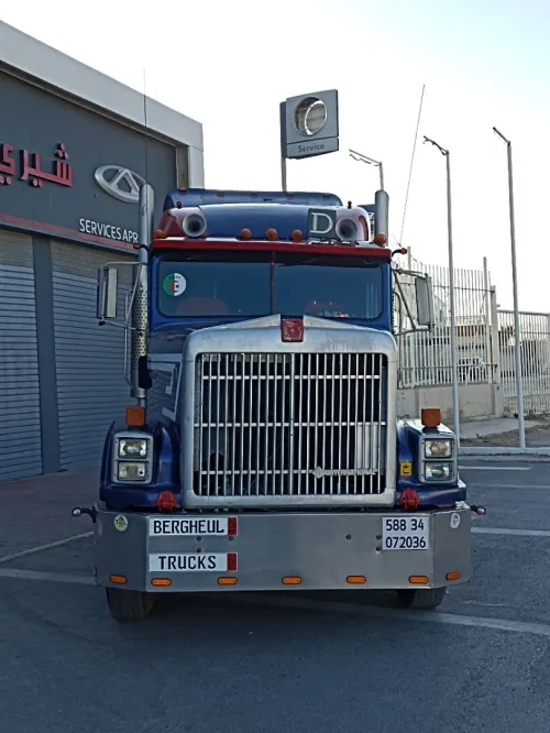 Camion american international man lander Shacman iveco kerax 2014