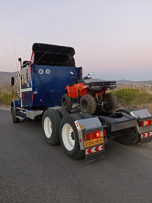 Camion american international man lander Shacman iveco kerax 2014