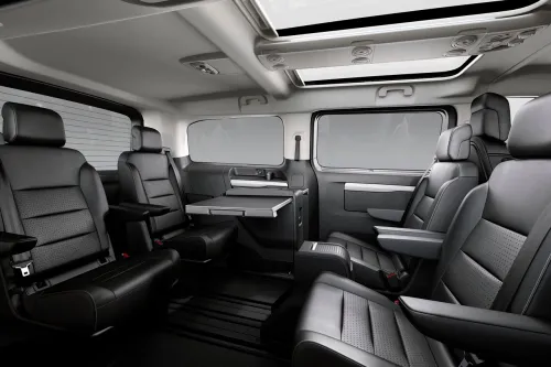 Peugeot Traveller Spacetourer Expert Jumpy 2025 VIP