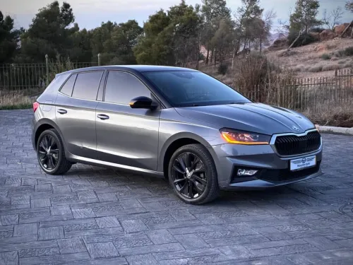 Skoda Fabia 2022 Style (avec toit panoramique)