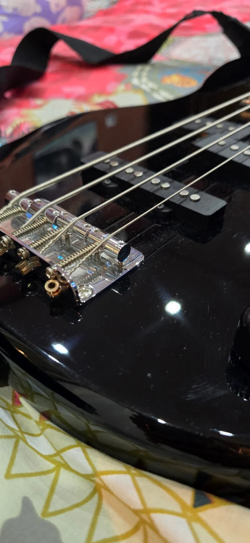 Guitar Basse YAMAHA TRBX174