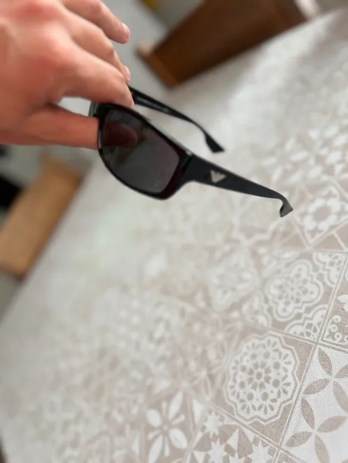 Lunettes de soleil EMPORIO ARMANI original UK