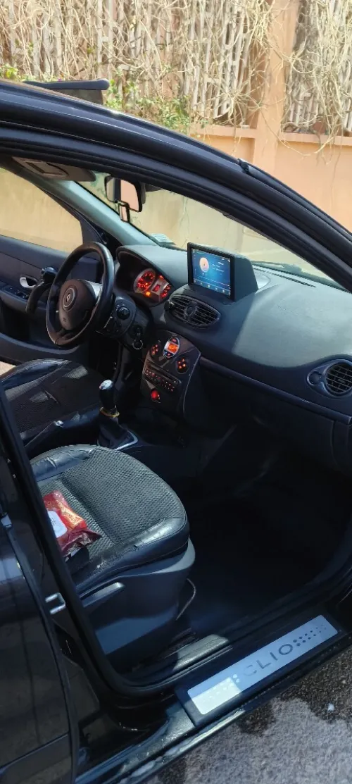 Renault Clio 3 2010 Exception