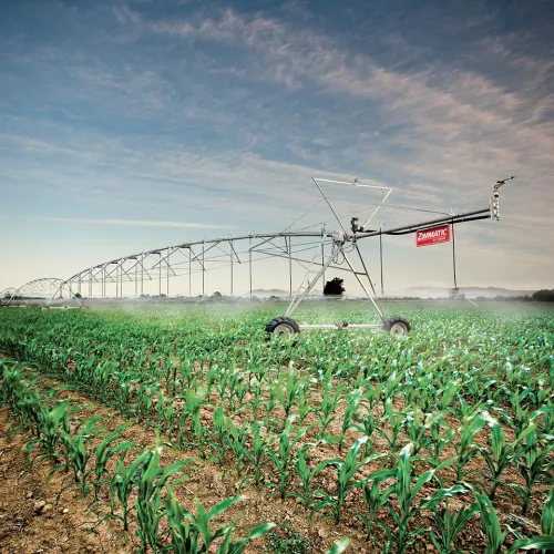 Zimmatic by Lindsay pivot d'irrigation Pivot d'irrigation / الرش للري المحوري بيفوا 2025