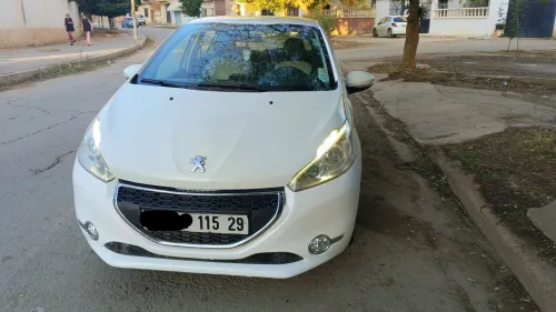 Peugeot 208 2015 Active Facelift