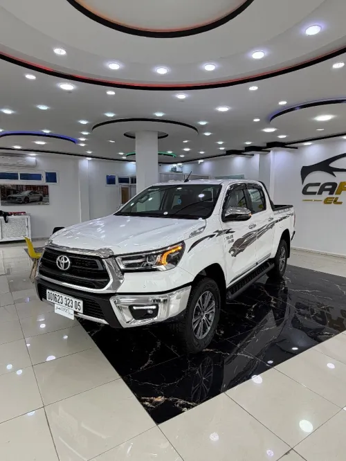 Toyota Hilux 2023 Revo