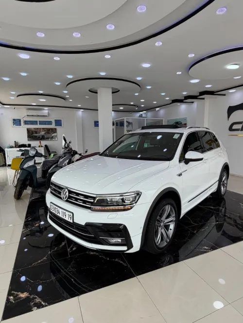 Volkswagen Tiguan 2019 R Line