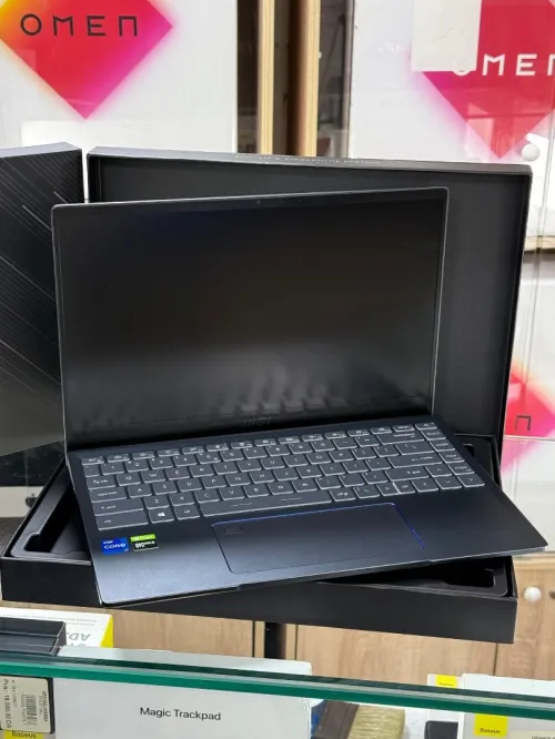 MSI PRESTIGE 14 A11SC I7 1185G7 16GO 1TO SSD NVIDIA GEFORCE GTX1650 4GO NEUF SOUS EMBALLAGE 