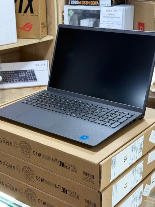 DELL VOSTRO 15 3530 I3 1305U 8GO 512GO SSD NEUF SOUS EMBALLAGE