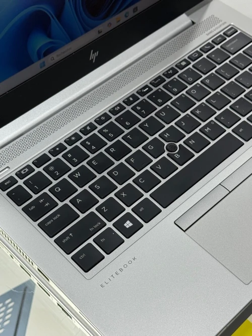 HP ELITEBOOK 830 G5 I5 8350U 8GO 256GO SSD 