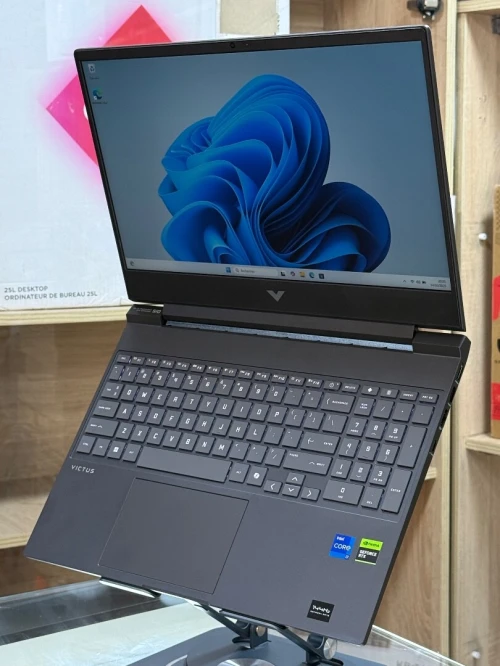 HP VICTUS 15 FA2787NR I7 13620H 16GO 512GO SSD NVME NVIDIA GEFORCE RTX5060 8GO GDDR6