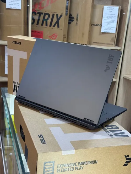 ASUS TUF A18 FA808UM AMD RYZEN 7 260 AI 16Go 1TO SSD NVIDIA GEFORCE RTX5060 8GO GDDR7 NEUF SOUS EMBALLAGE