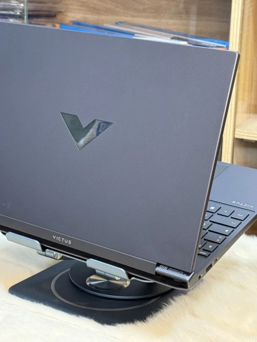 HP VICTUS 15 FB0XXX AMD RYZEN 5 5600H 16GO 512GO SSD AMD RADEON RX6500M 4GO