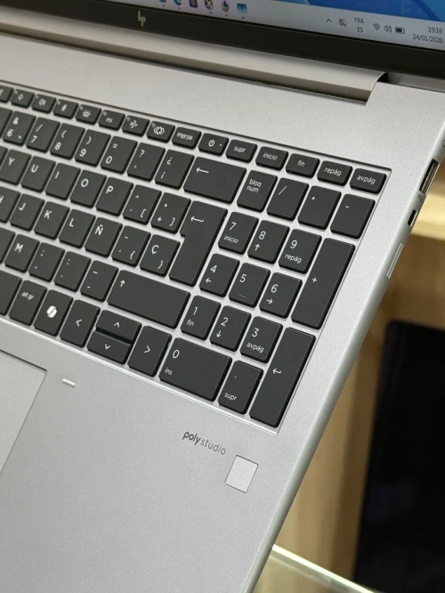 HP ZBOOK FIREFLY 16 G11 ULTRA 7 155H 32GO 1TO SSD NVME