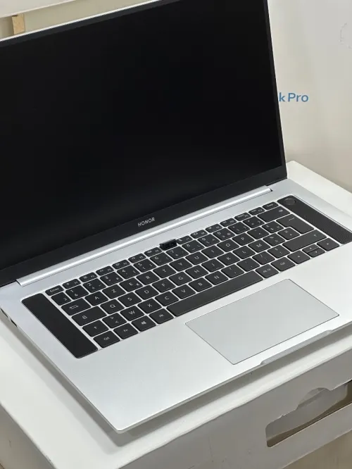 HONOR MAGICBOOK PRO HYLR-WFQ9 AMD RYZEN 5 4600H 16GO 512GO NEUF SOUS EMBALLAGE 