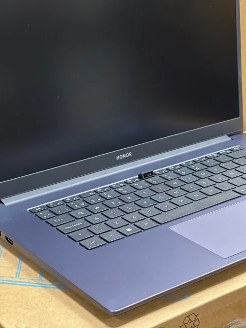HONOR MAGICBOOK X15 BBR-WAI9 I3 10110U 8GO 256GO SSD NEUF SOUS EMBALLAGE 