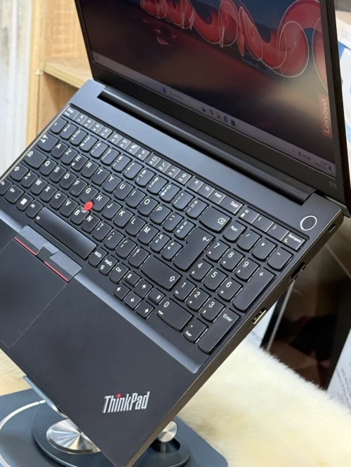 LENOVO THINKPAD E15 GEN 4 I5 1225U 8GO 256GO SSD NVME 