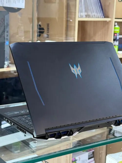 ACER PREDATOR HELIOS 300 PH315-53 I7 10750H 32GO 512GO SSD + 1TO SSD + 2TO HDD RTX2070 8GO