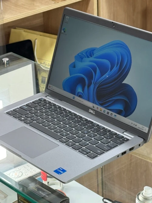 DELL LATITUDE 5440 I5 1345U 16GO 256GO SSD NVME