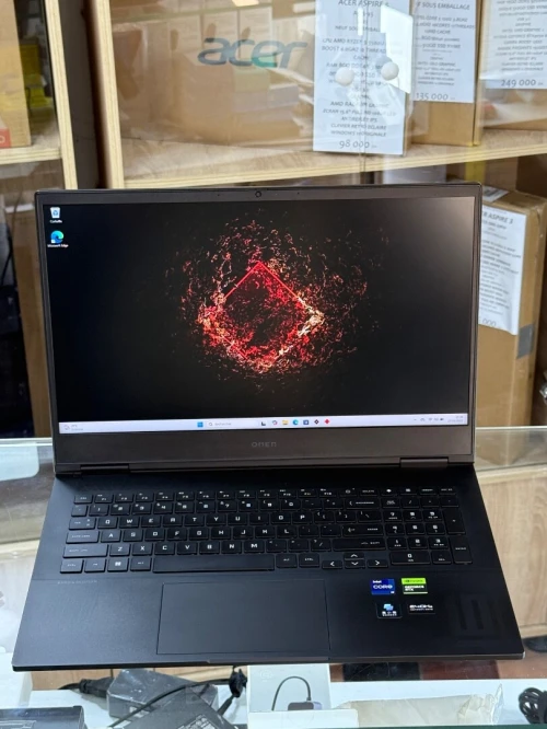 HP OMEN 16 WF0032TX I9 13900Hx 16GO DDR5 1TO SSD NVIDIA GEFORCE RTX4060 8GO 