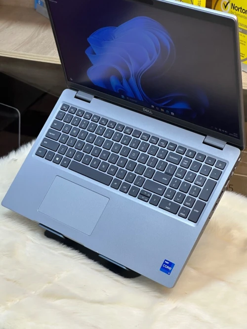 DELL LATITUDE 5520 I7 1185G7 16GO 1TO SSD TACTILE 