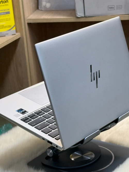 HP ELITEBOOK 830 G10 I5 EVO 1345U 32GO 512GO SSD NVME 