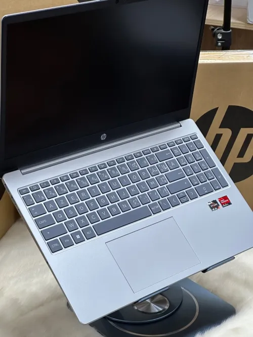 HP LAPTOP 15 FC0018NQ AMD RYZEN 5 7520U 16GO 512GO SSD NEUF SOUS EMBALLAGE 