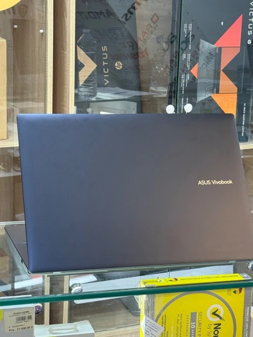 ASUS VIVOBOOK 18 M1807Ha AMD RYZEN 7 260 16GO 512GO SSD NVME NEUF