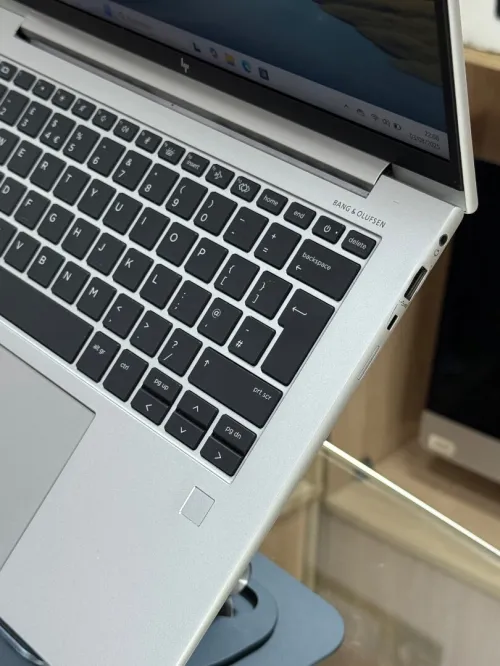 HP ELITEBOOK 840 G10 I5 1340P 16GO 256GO SSD TACTILE 