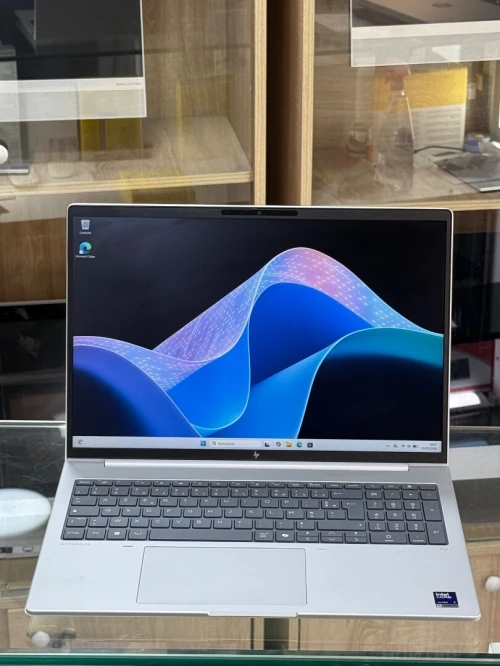 HP ELITEBOOK 8 G1i 16 AI INTEL CORE ULTRA 7 256V 16GO 512GO SSD NVME INTEL ARC 140V 8GO