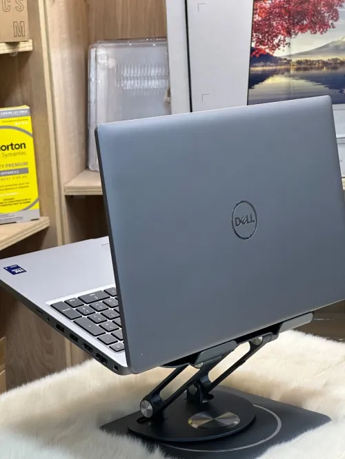 DELL LATITUDE 5550 INTEL CORE ULTRA 5 135U 16GO 256GO SSD 