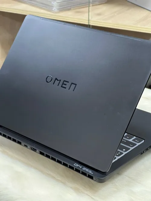 HP OMEN TRANSCEND 14-FB0XXX ULTRA 9 185H 32GO 1TO SSD NVIDIA GEFORCE RTX4060 8GO OLED 