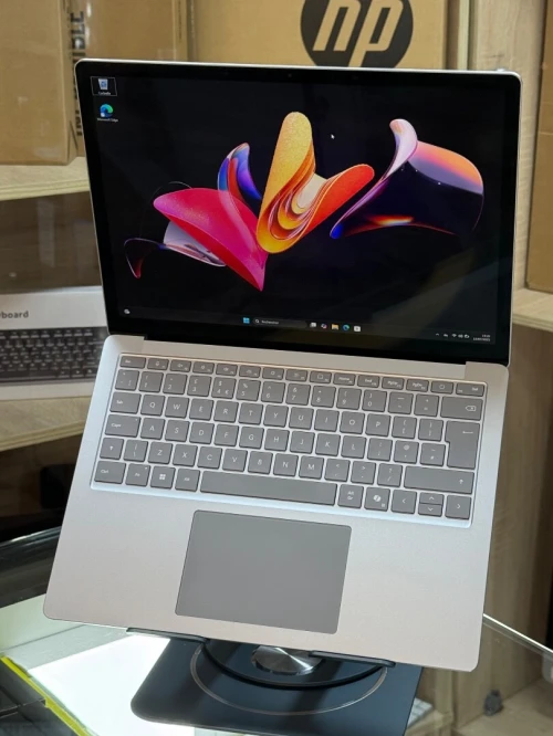 SURFACE LAPTOP 6 ULTRA 7 165H 32GO 256GO SSD TACTILE 