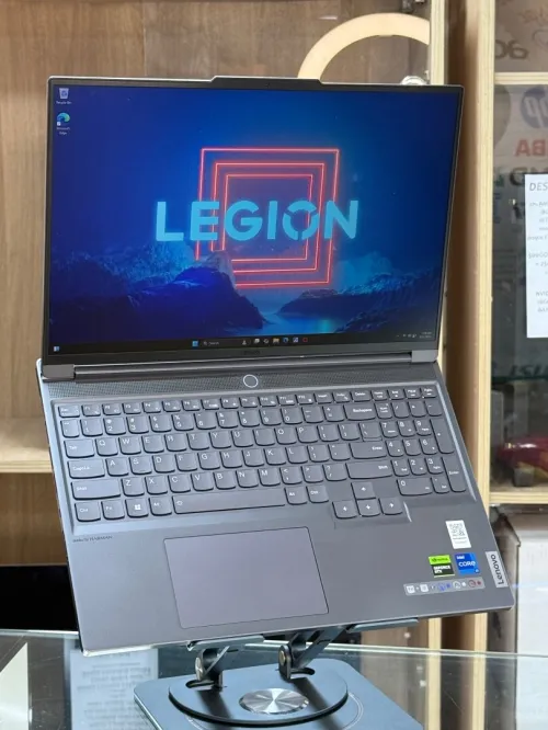 LENOVO LEGION SLIM 7 PRO 16IRH8 I7 13700H 32GO 2TO SSD NVIDIA GEFORCE RTX4060 8GO 3K 240Hz