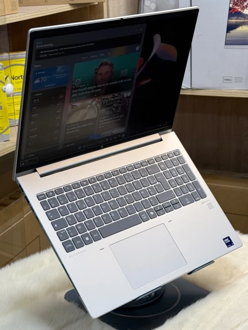 HP ELITEBOOK 660 G11 INTEL ULTRA 5 135U 32GO DDR5 512GO SSD TACTILE 